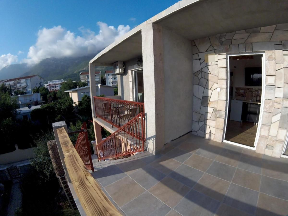 Гостевой дом Rooms Lazarević Сутоморе-24