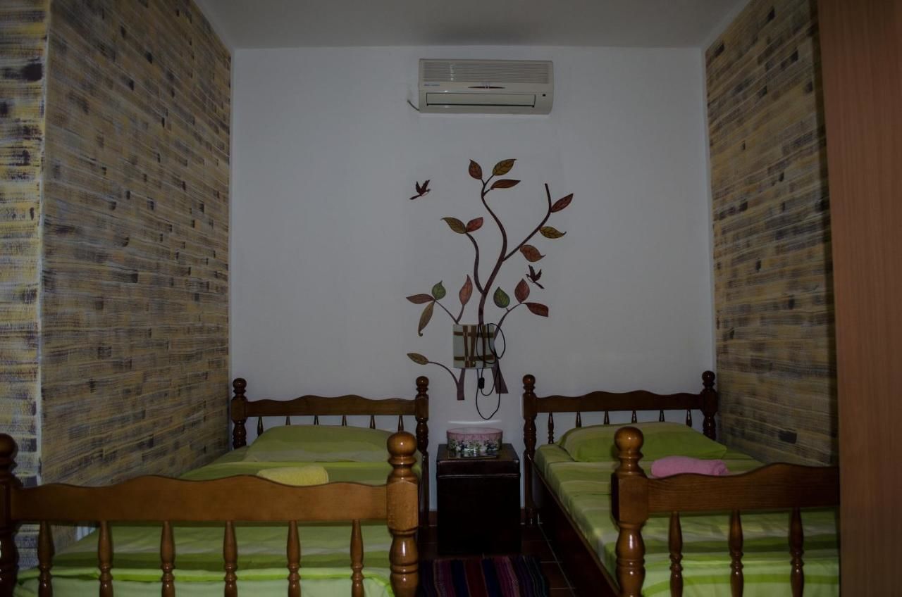 Гостевой дом Rooms Lazarević Сутоморе-25