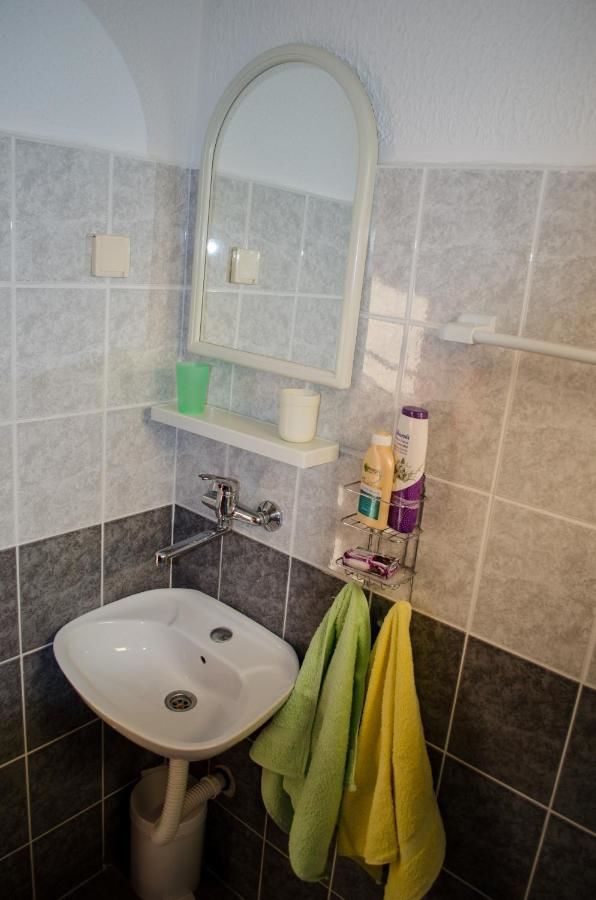 Гостевой дом Rooms Lazarević Сутоморе-32