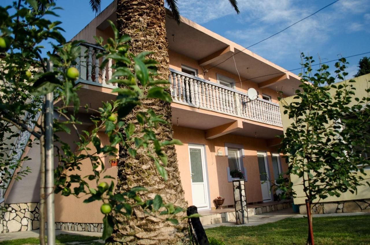 Гостевой дом Rooms Lazarević Сутоморе-40