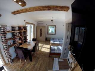 Гостевой дом Rooms Lazarević Сутоморе Стандартный трехместный номер-студио-6