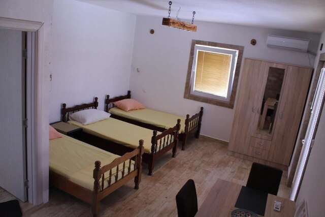 Гостевой дом Rooms Lazarević Сутоморе-17