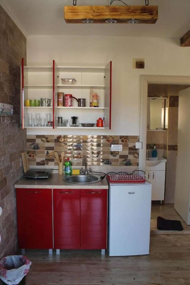 Гостевой дом Rooms Lazarević Сутоморе-22